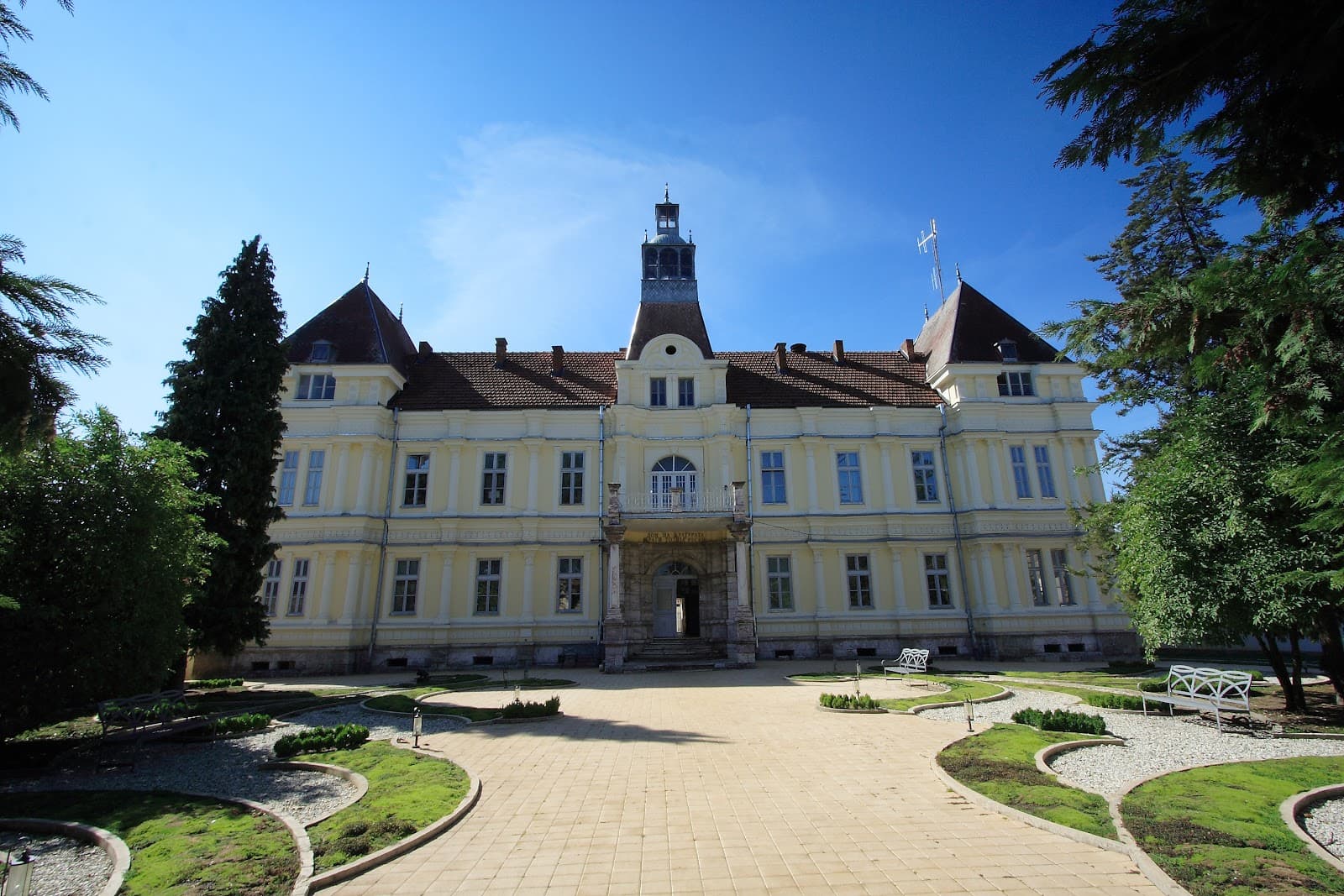 Resen Saraj - Image 1