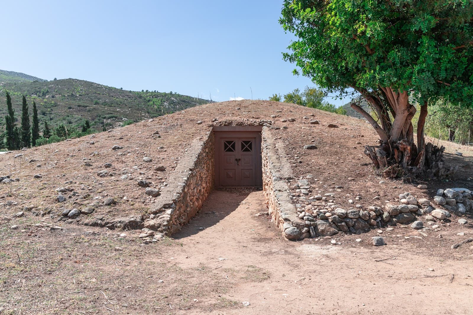 Plataean Tumulus - Image 1