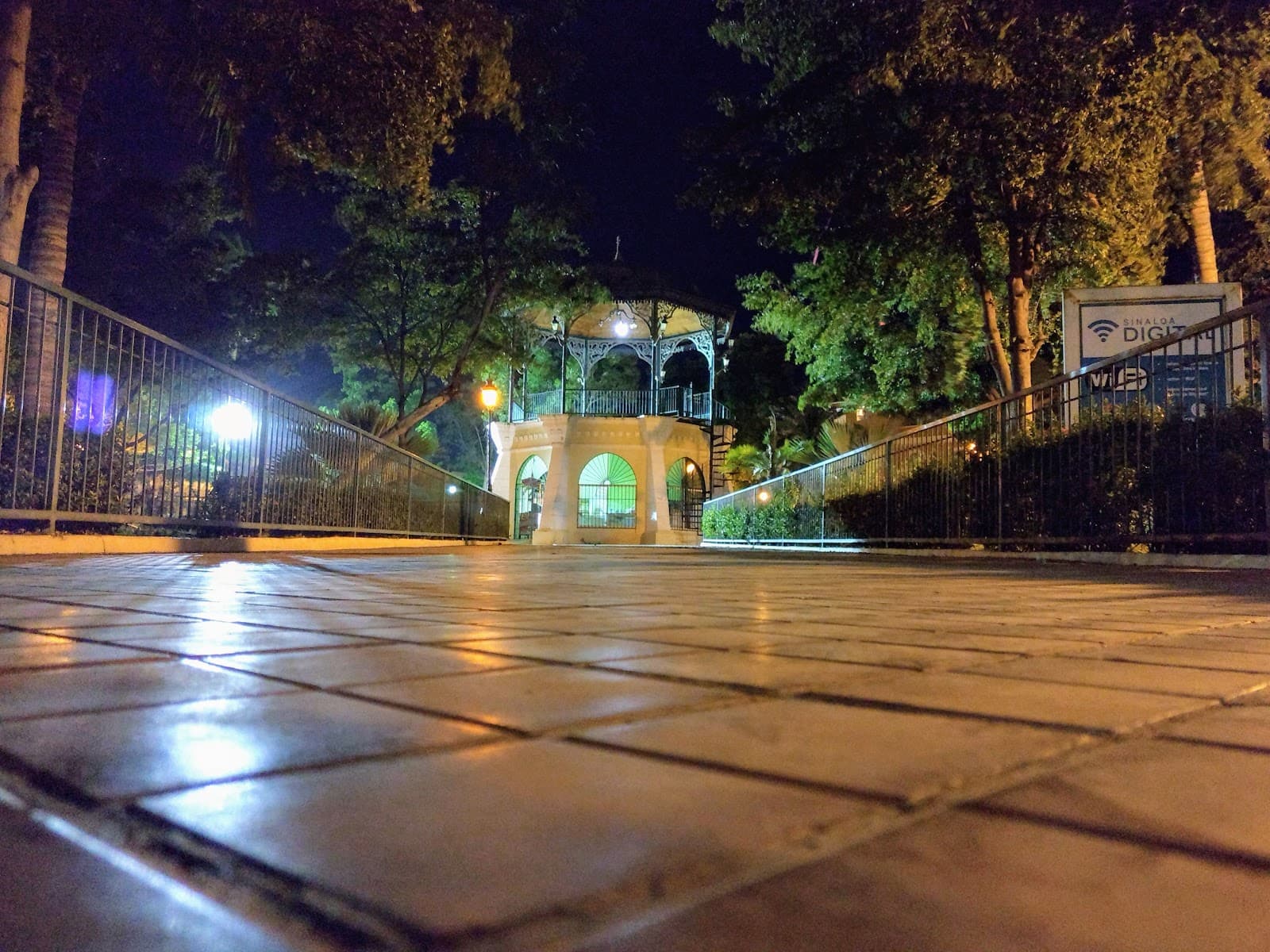 Plaza Zaragoza - Image 1