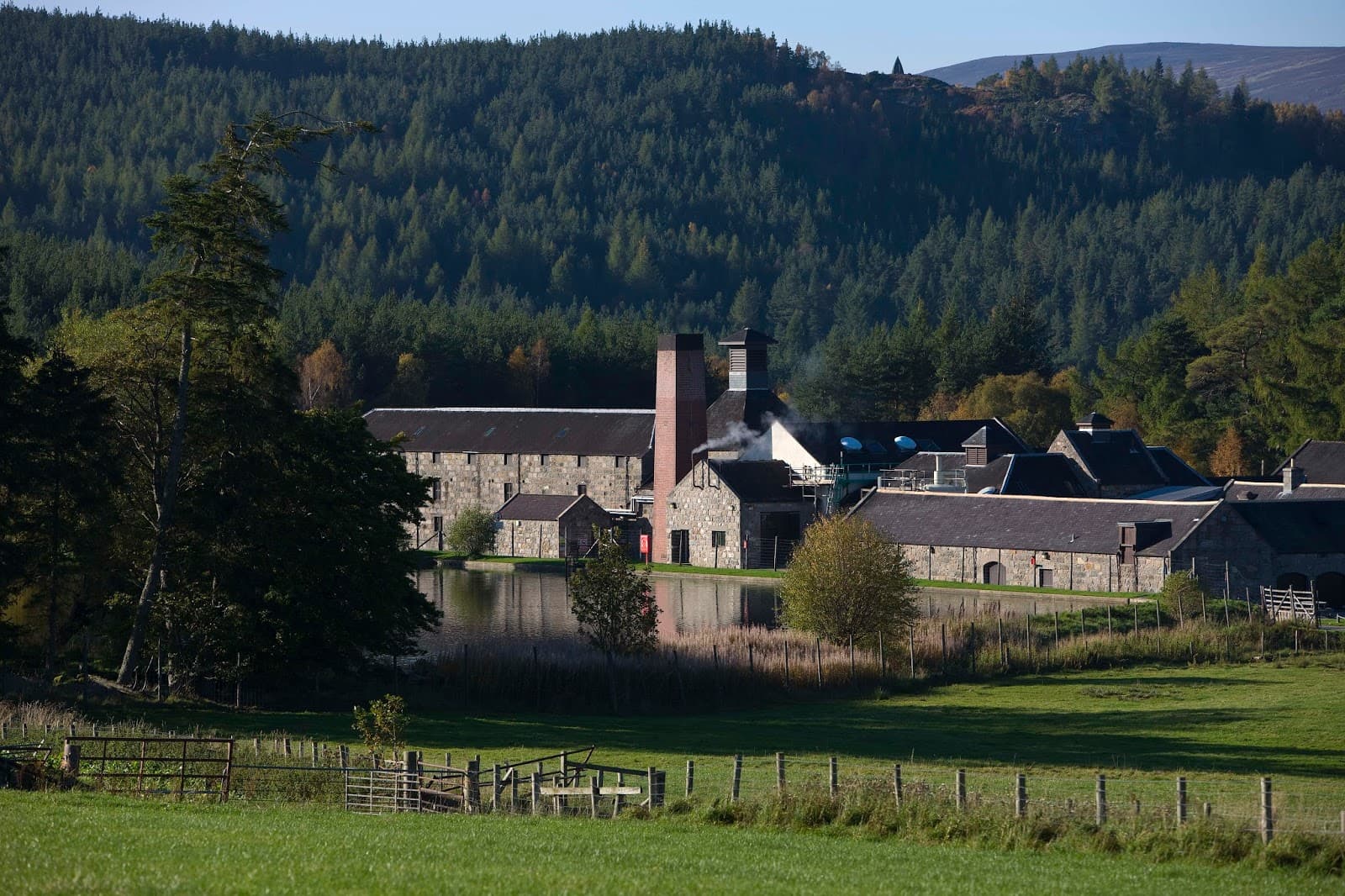Royal Lochnagar Distillery - Image 1
