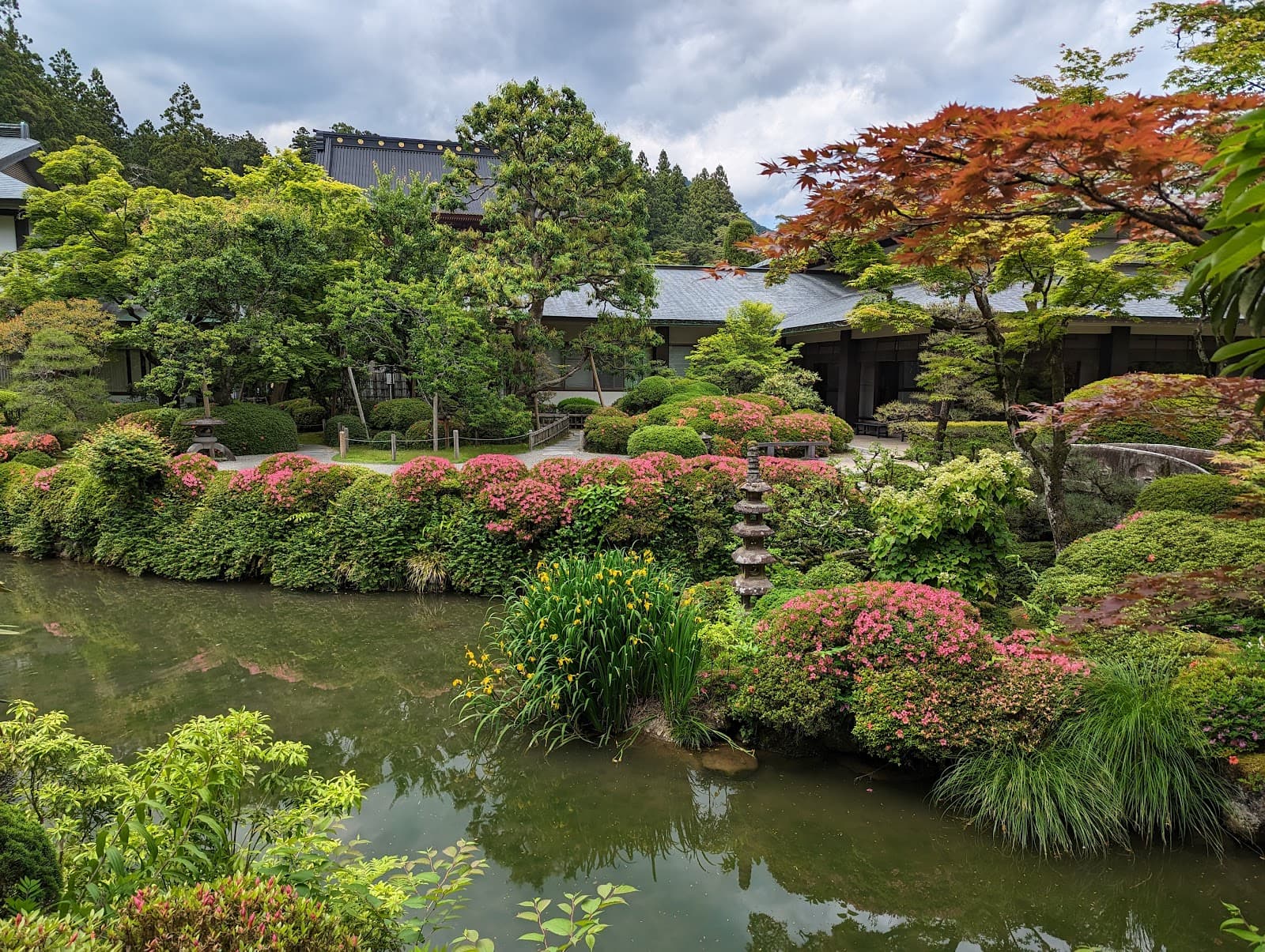 Shoyoen Garden Rinno-ji - Image 1