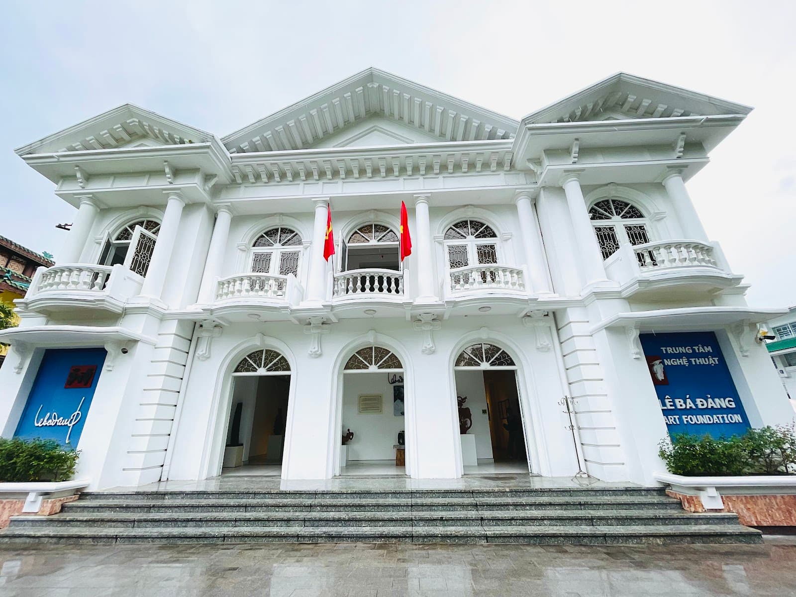 Le Ba Dang Art Center - Image 1