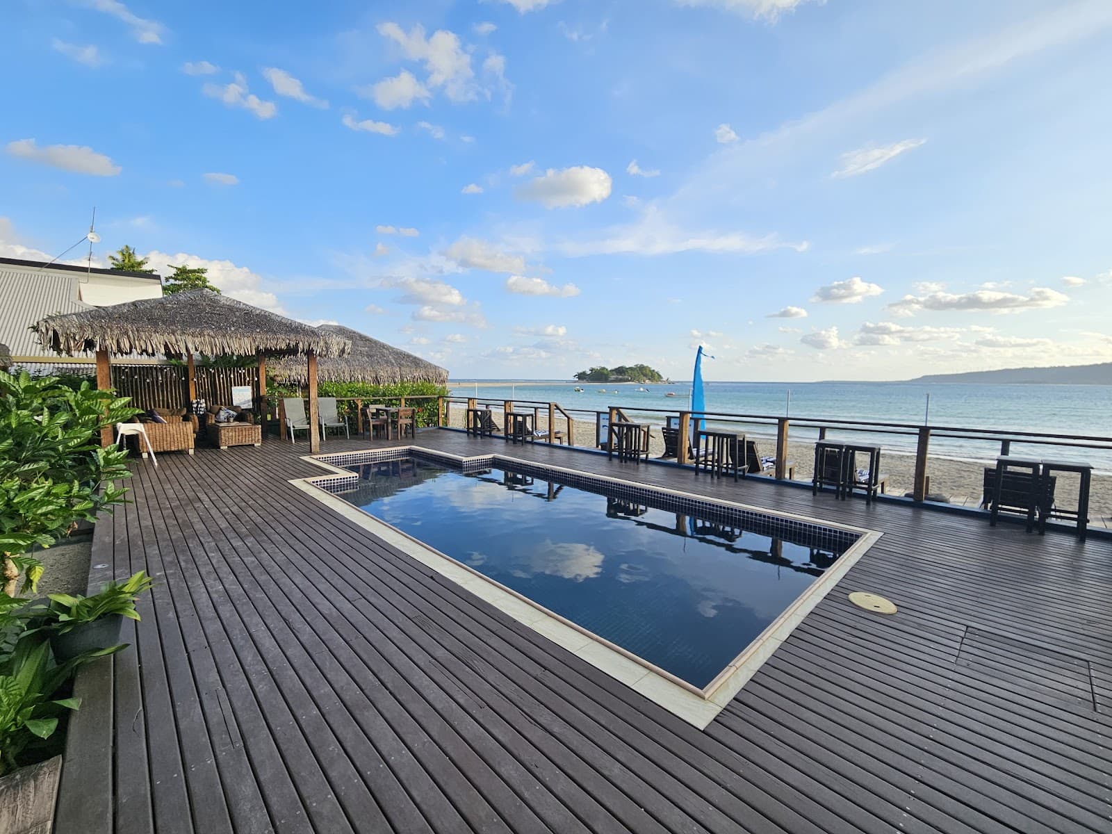 Seafront Promenade Port Vila - Image 1