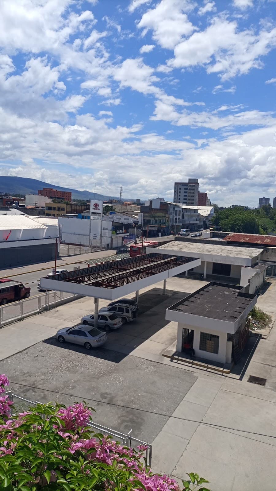 Avenida 20 - Image 1