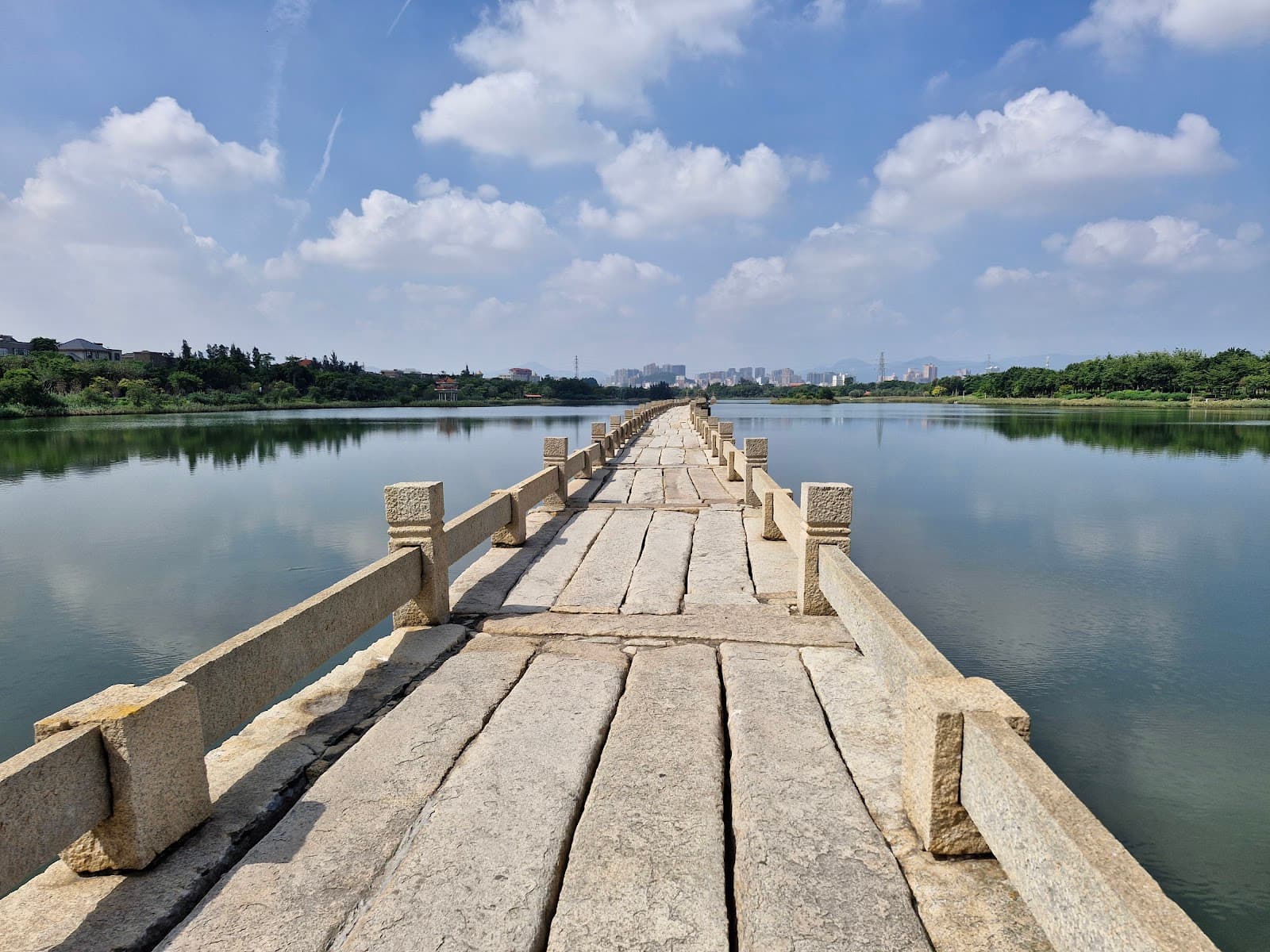 Anping Bridge - Image 1