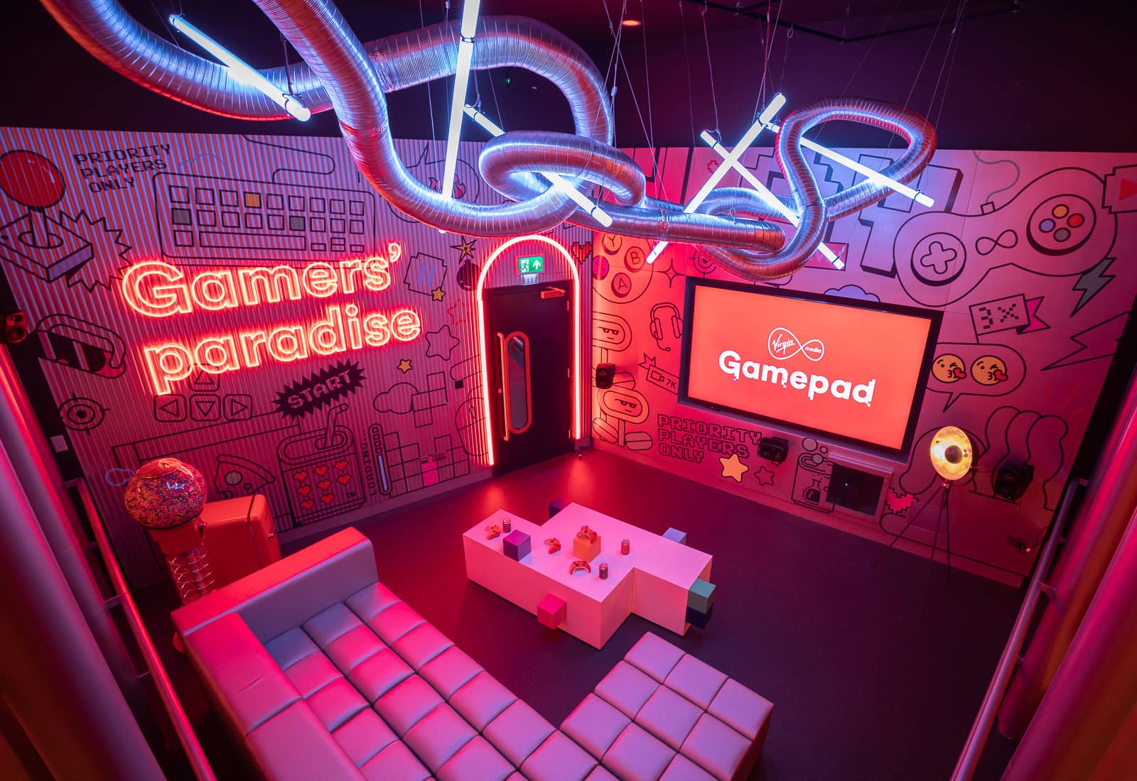 Live Concerts & Performances