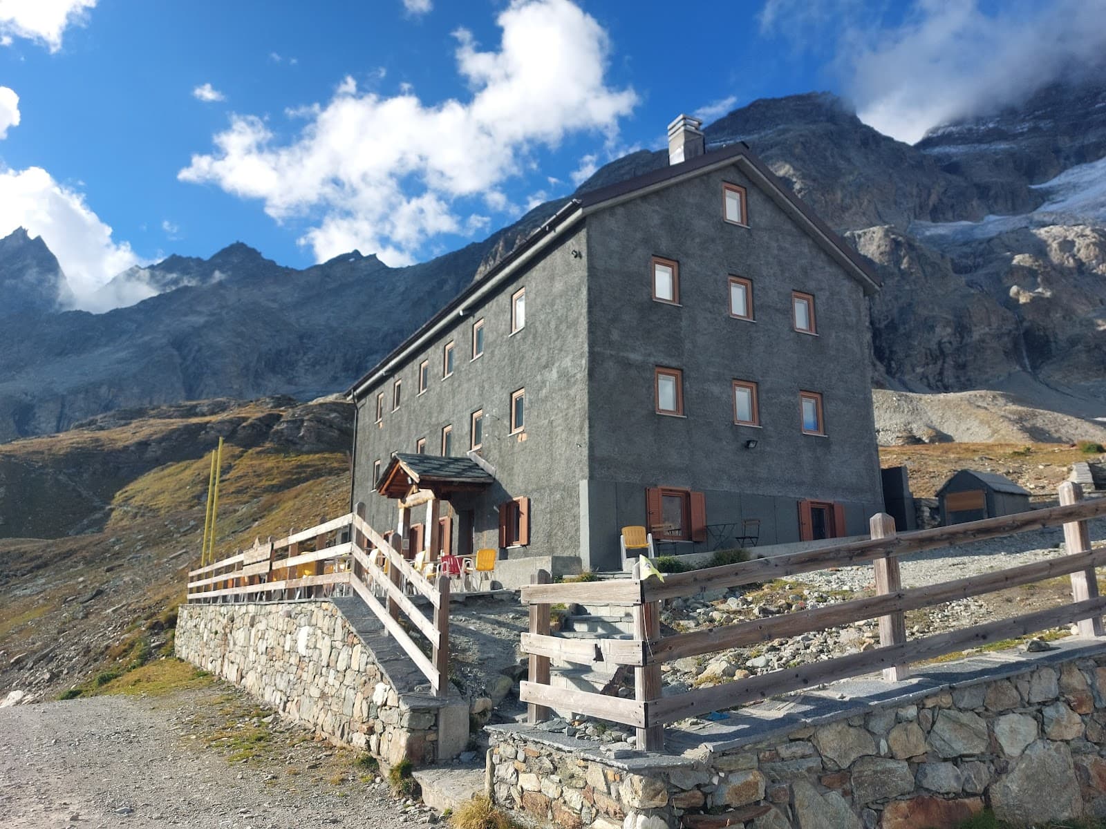 Rifugio Duca degli Abruzzi Oriondé - Image 1