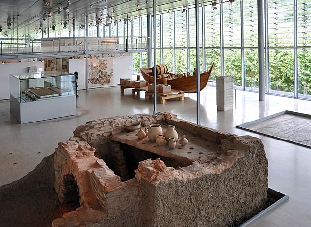 Saint-Romain-en-Gal Archaeological Park - Image 1
