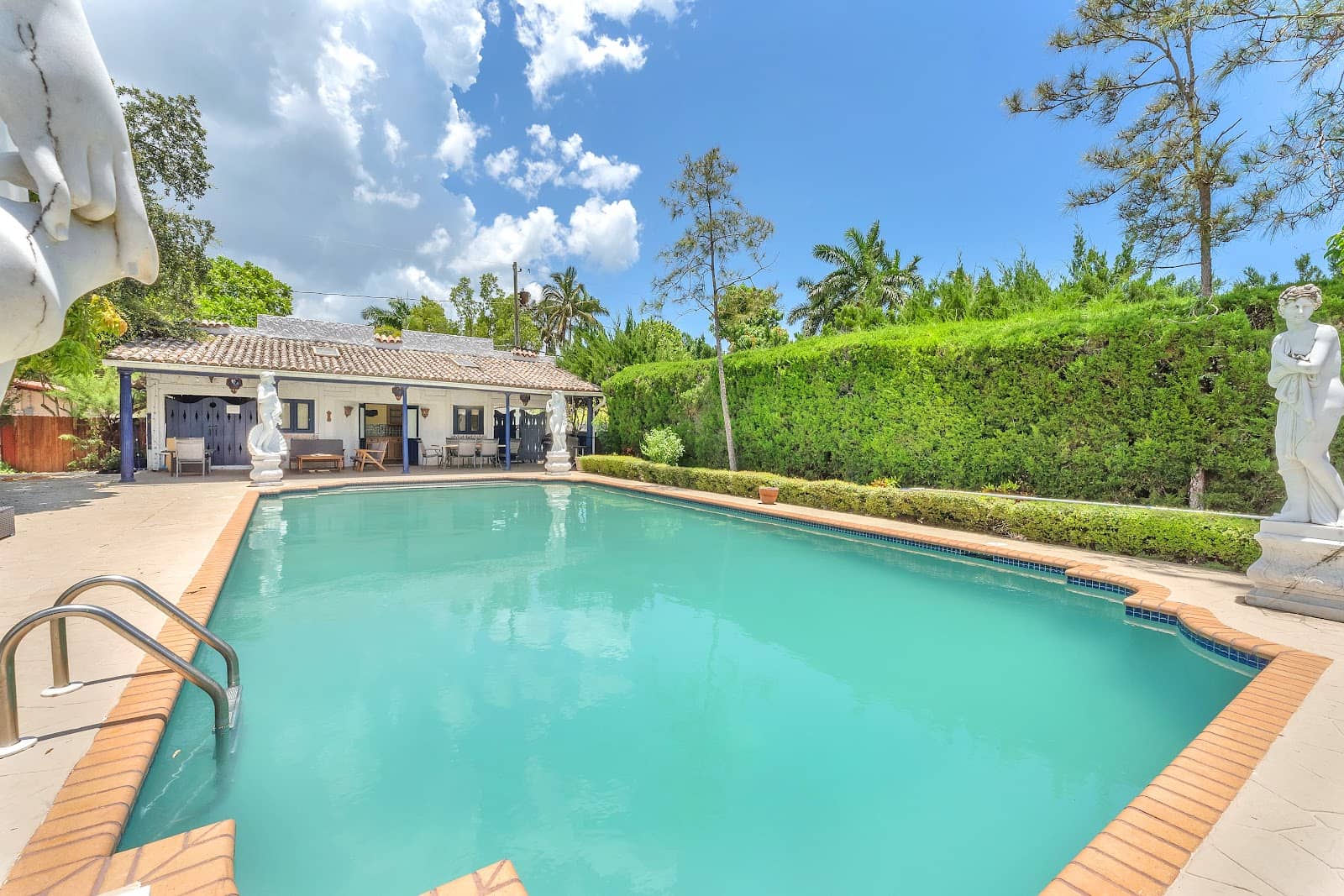 Expansive Outdoor Area