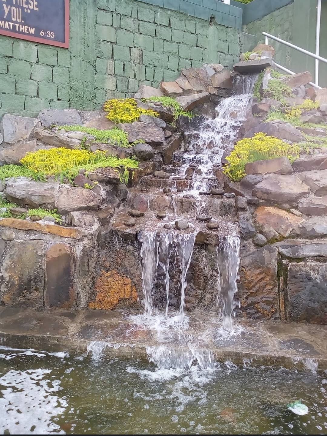 Sakhrie Park - Image 1