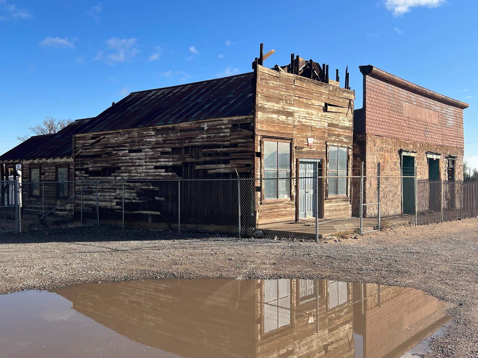 Daggett Stone Hotel & Museum - Image 1