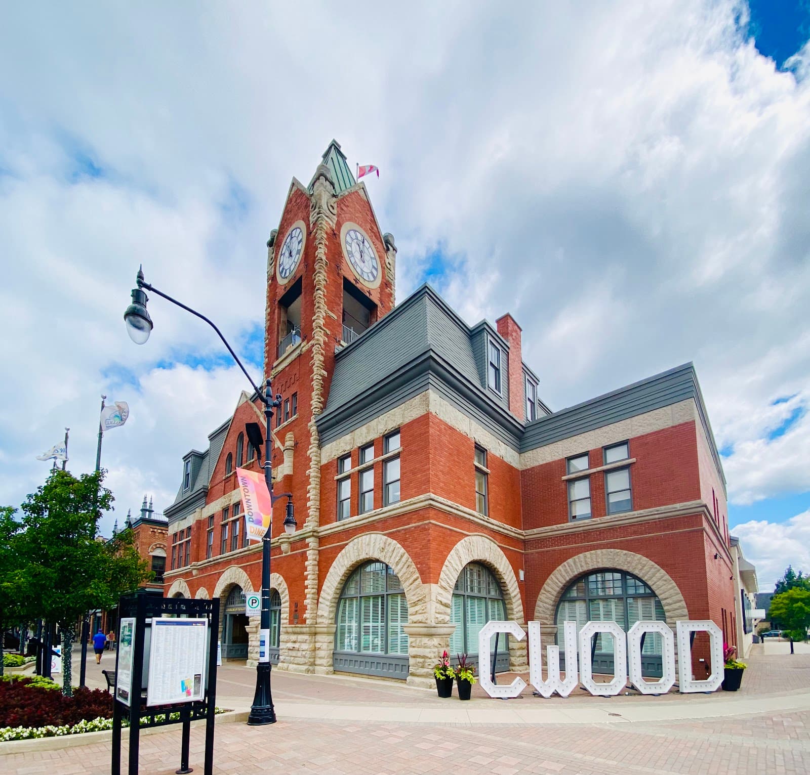 Collingwood Town Hall - Image 1