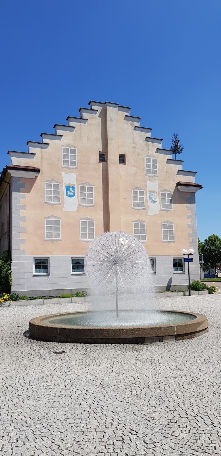 Hofgarten Günzburg - Image 1