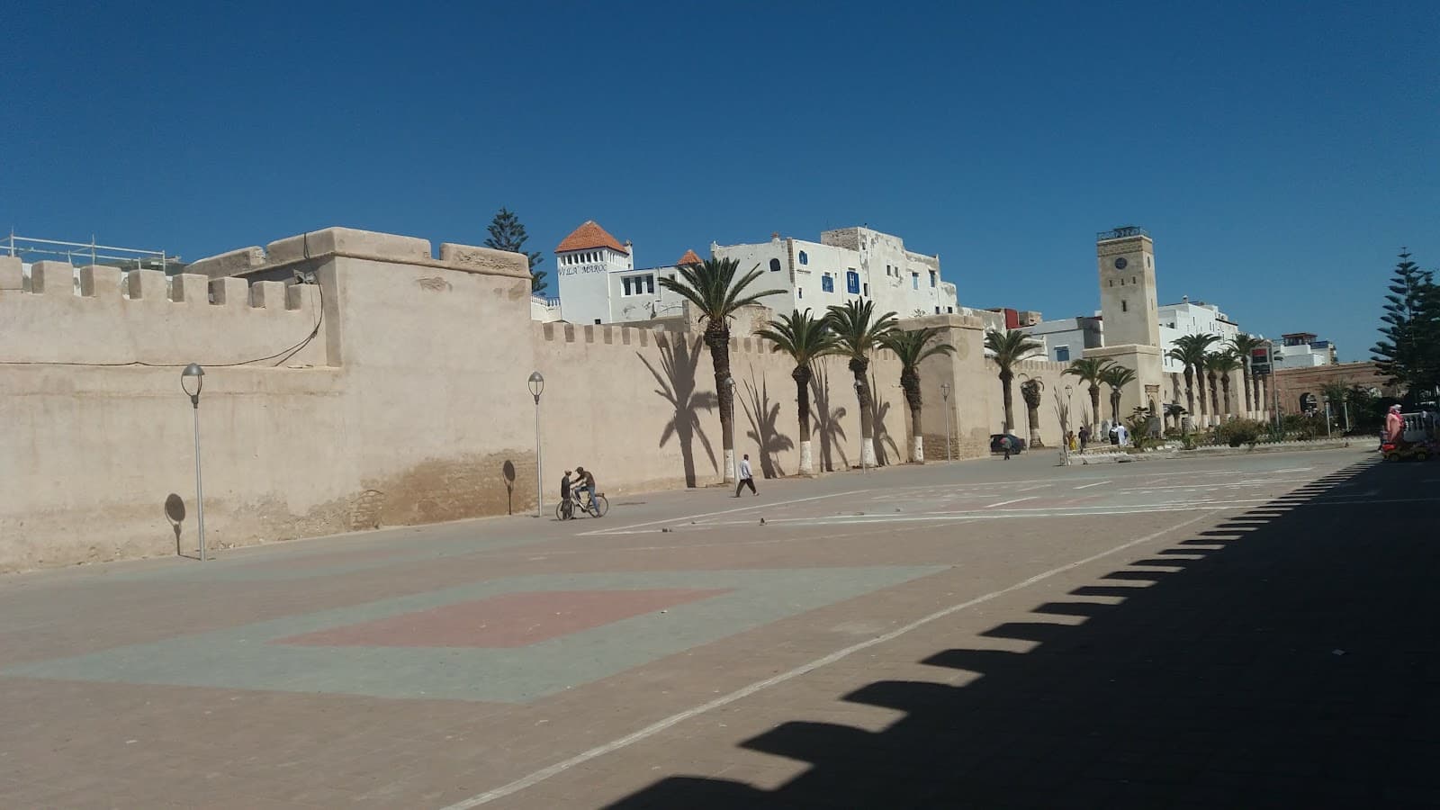 Bab el Menzeh Tunis - Image 1