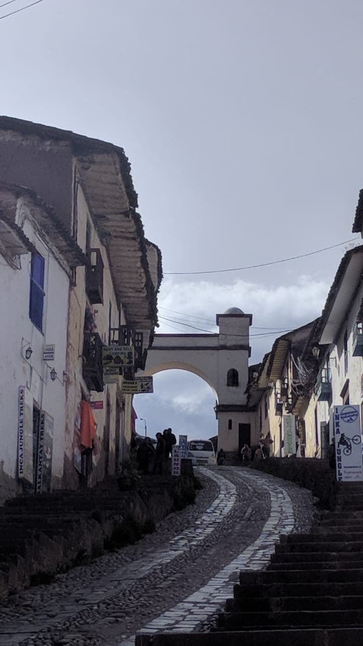 Santa Ana neighborhood - Image 1