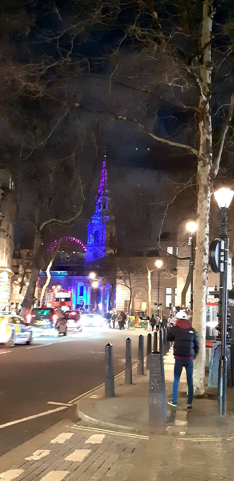 Antique and Art Dealers