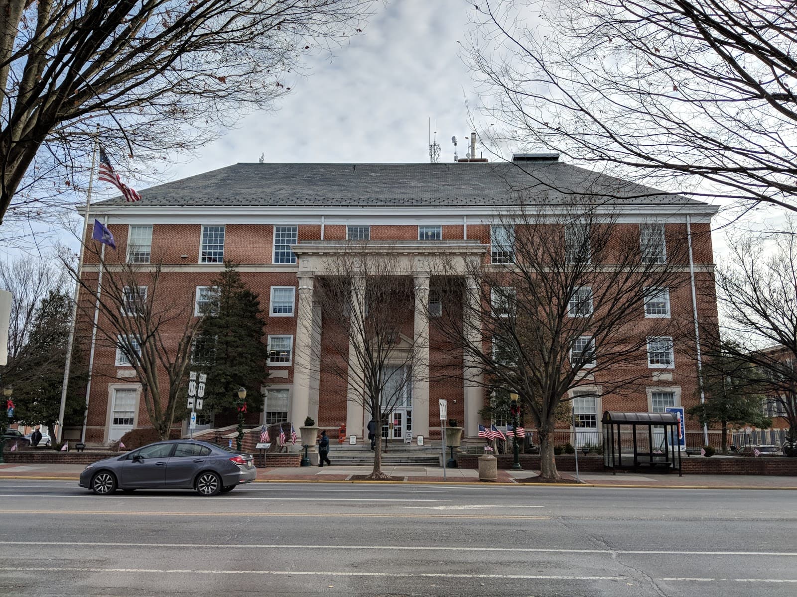 Cumberland County Courthouse - Image 1
