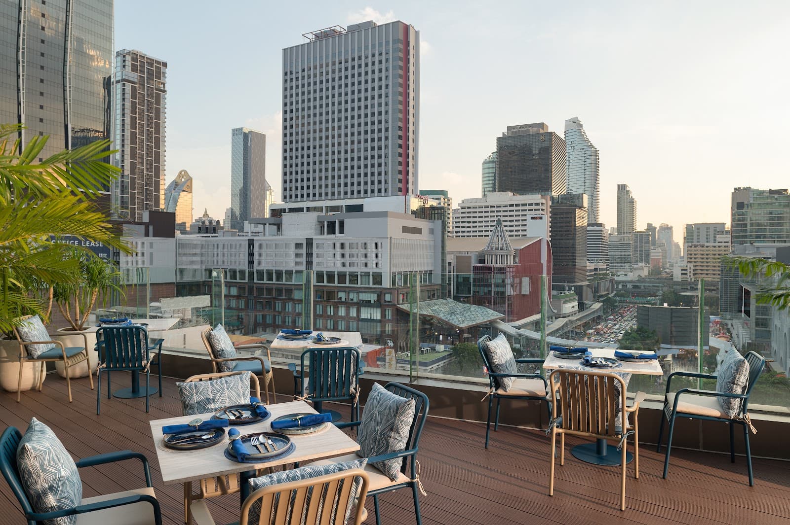 View Rooftop Bar - Image 1