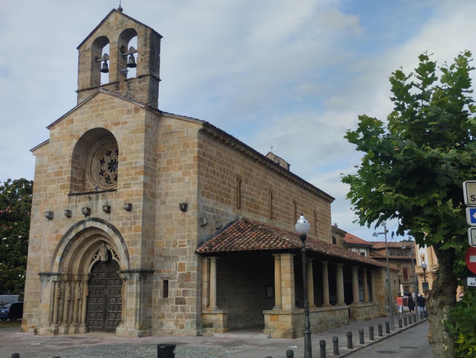 Casco Histórico de Villaviciosa - Image 1