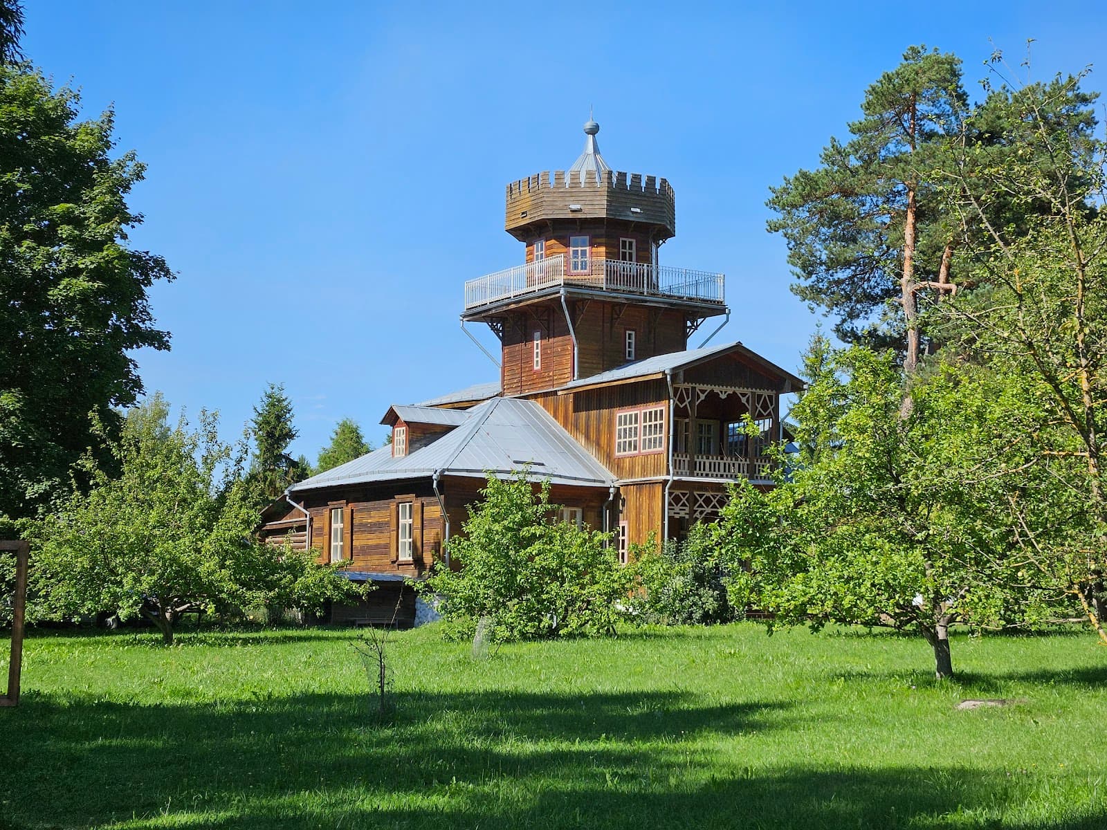 Zdravnevo Museum-Estate of Ilya Repin - Image 1