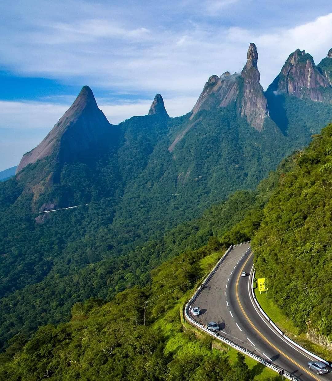 Petrópolis-Teresópolis Crossing (Petro-Tere)