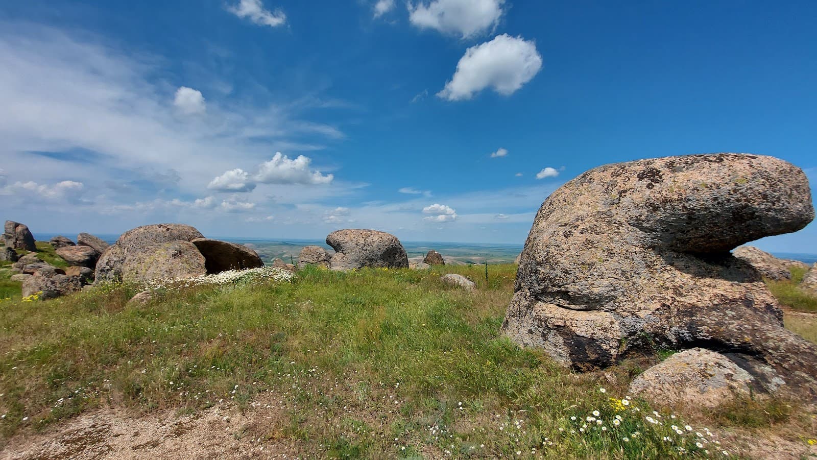 Pricopan Ridge - Image 1