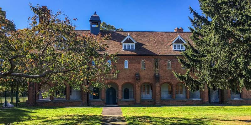 Beautiful Park Setting