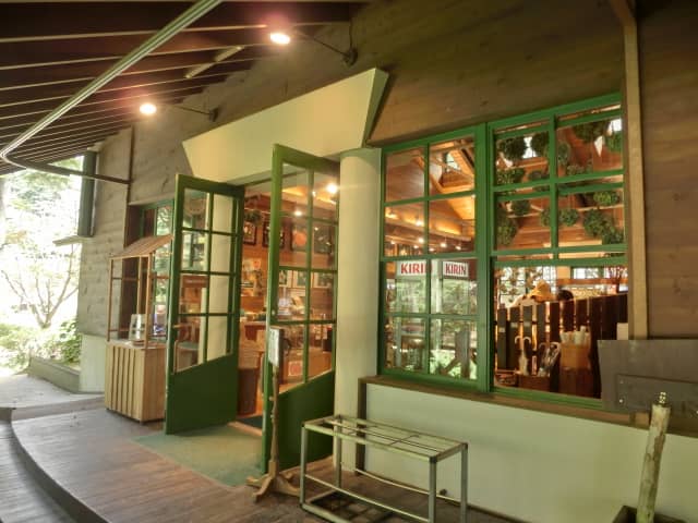 Panoramic Mountain Views