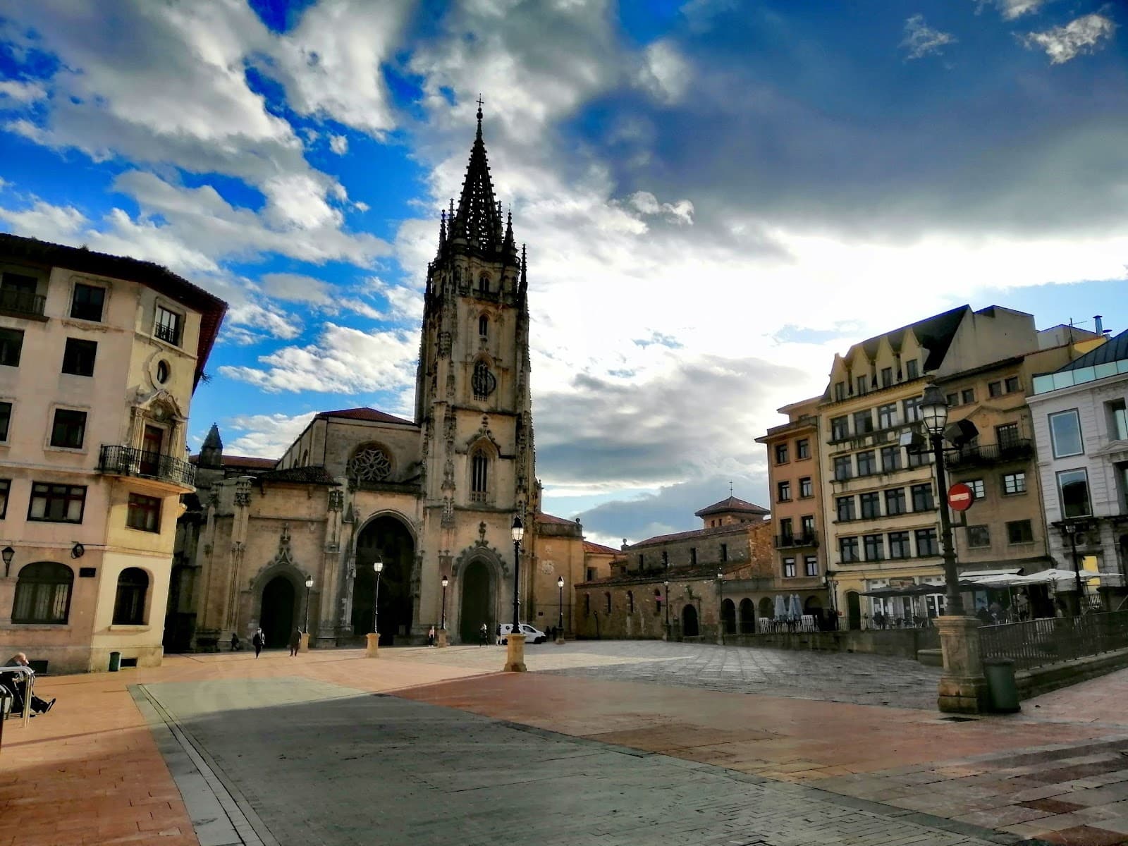 Calle Cimadevilla - Image 1