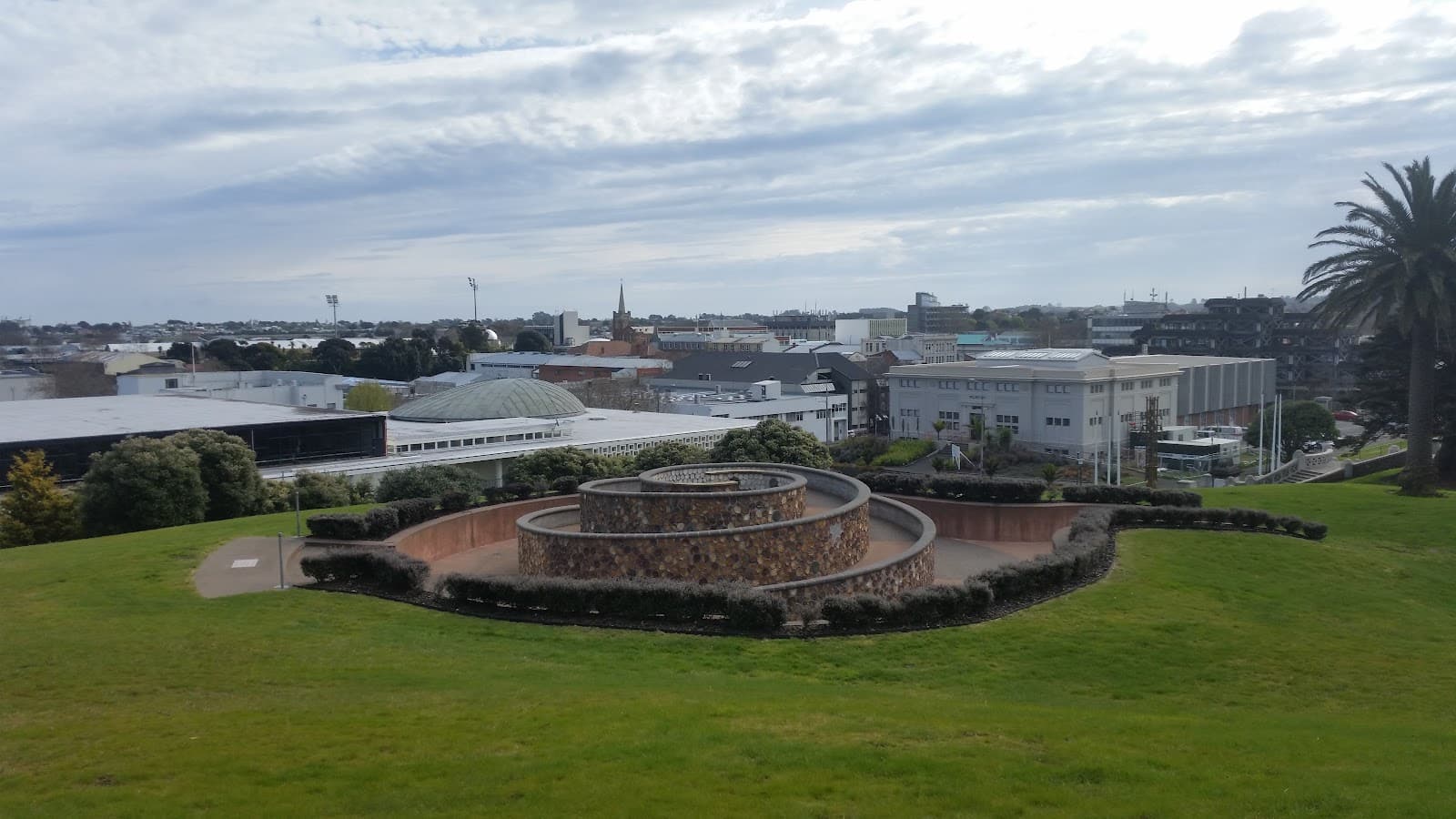 Waka + Wave Sculpture - Image 1