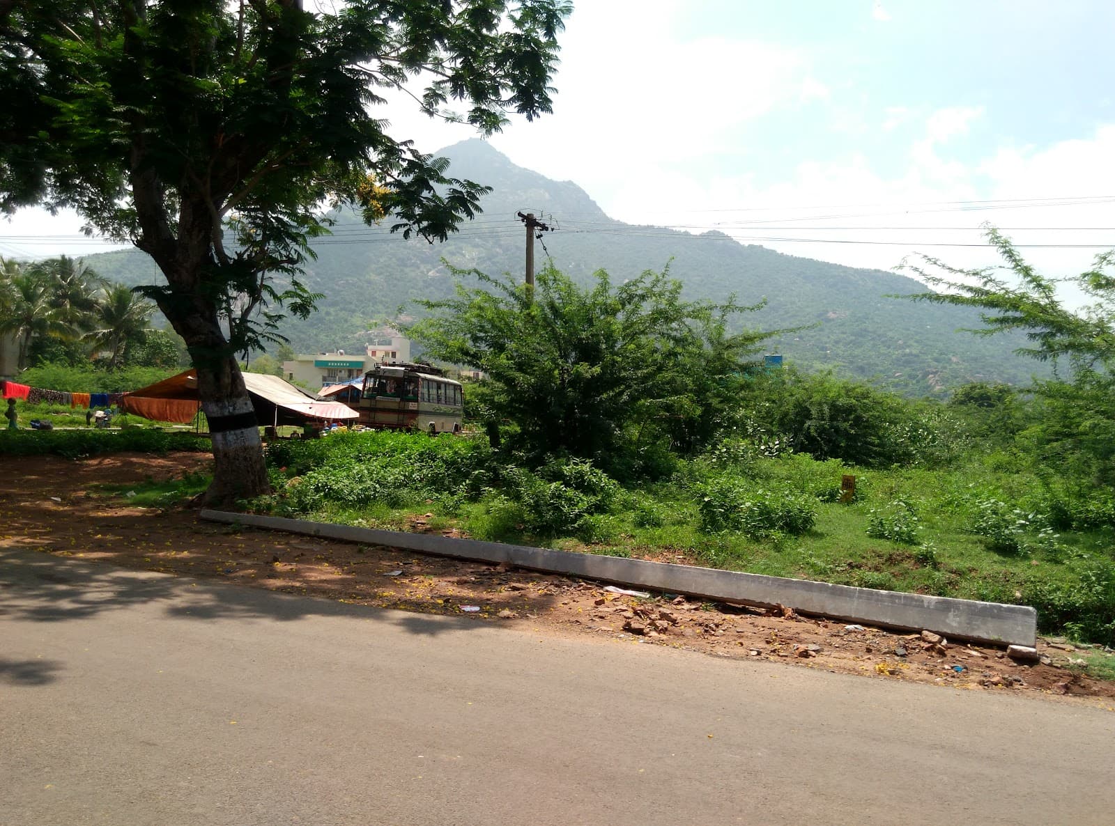Girivalam Path Tiruvannamalai - Image 1