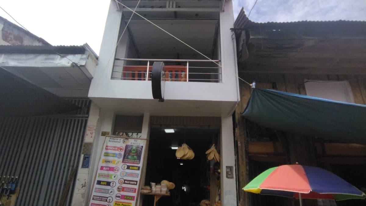 Pasaje Paquito Herbal Alley - Image 1