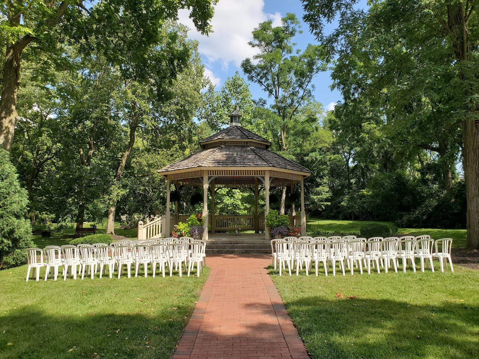 Benham's Grove - Image 1