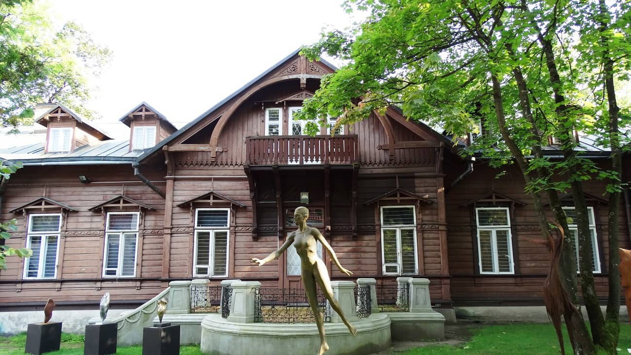 Historic Wooden Villa