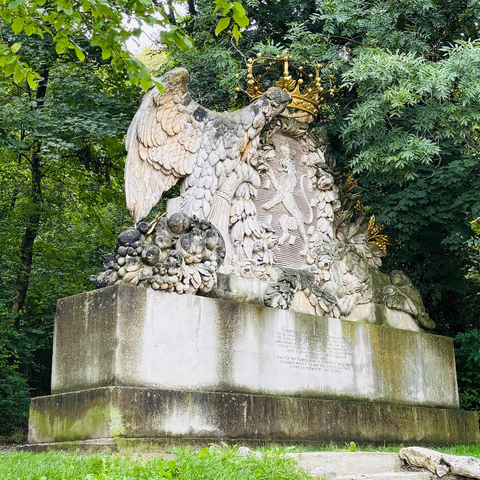 Weilburg Palace - Image 1