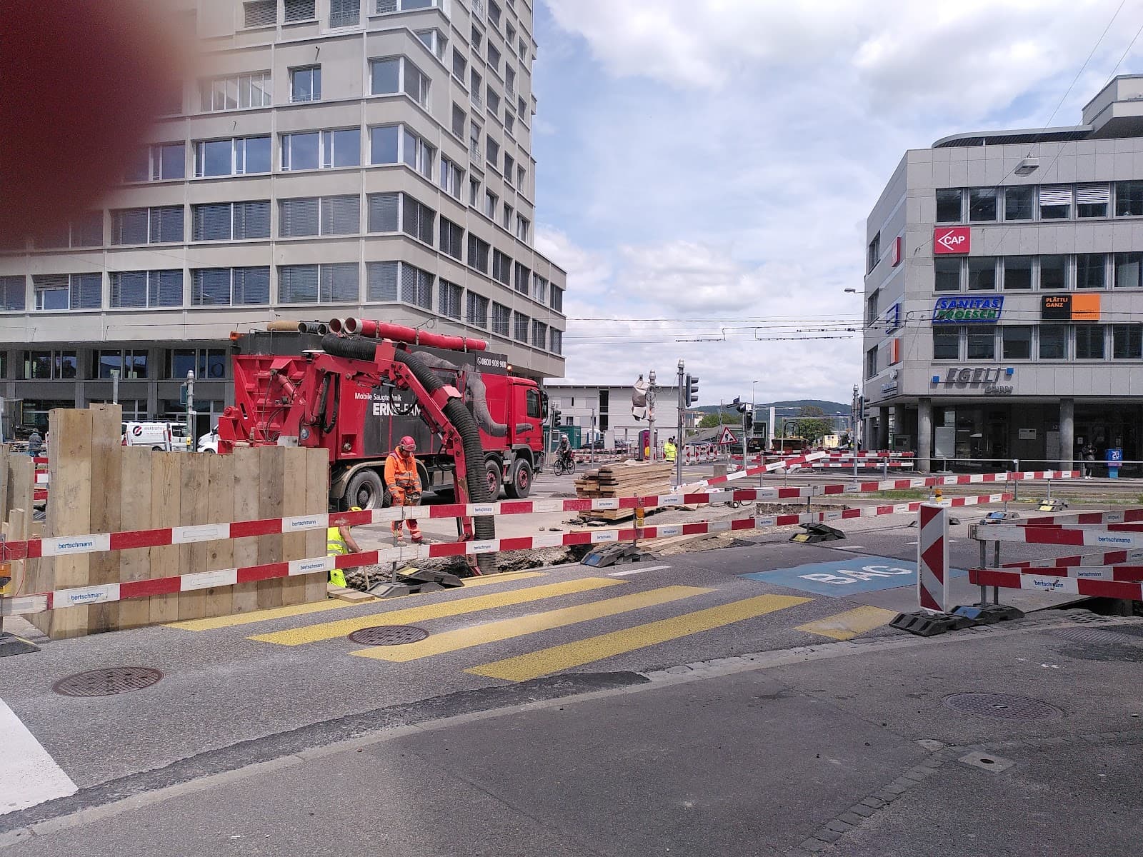 Dreispitz district - Image 1