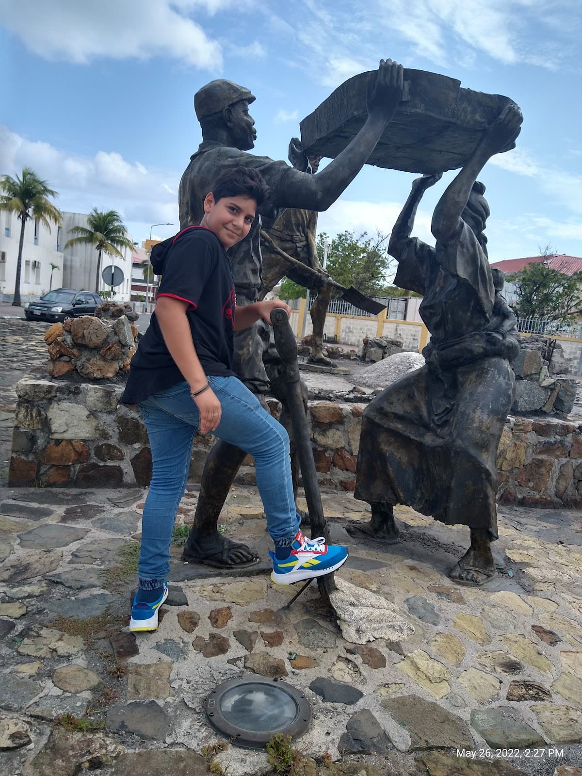 Salt Pickers Monument - Image 1