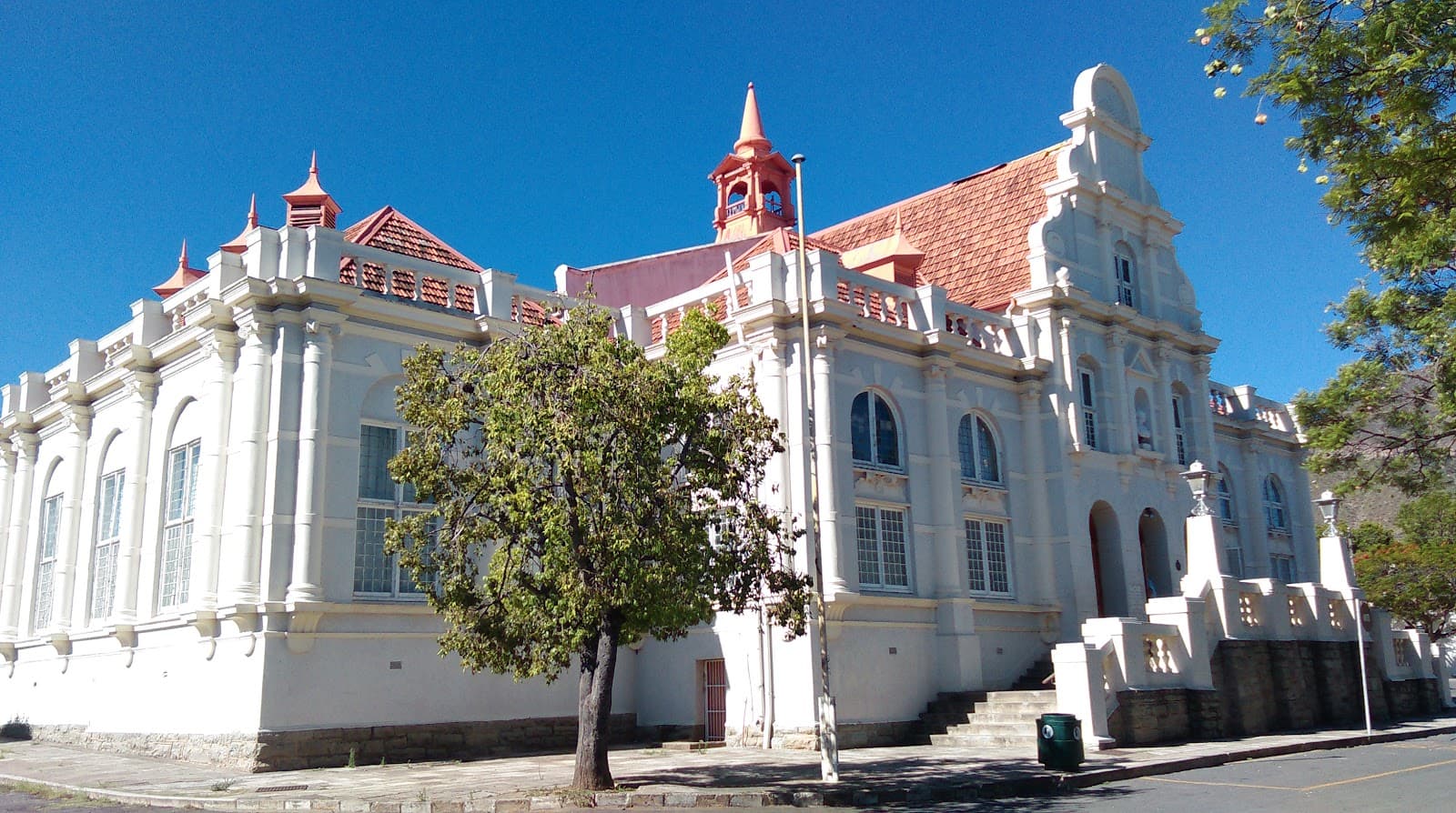 Graaff-Reinet Town Hall - Image 1