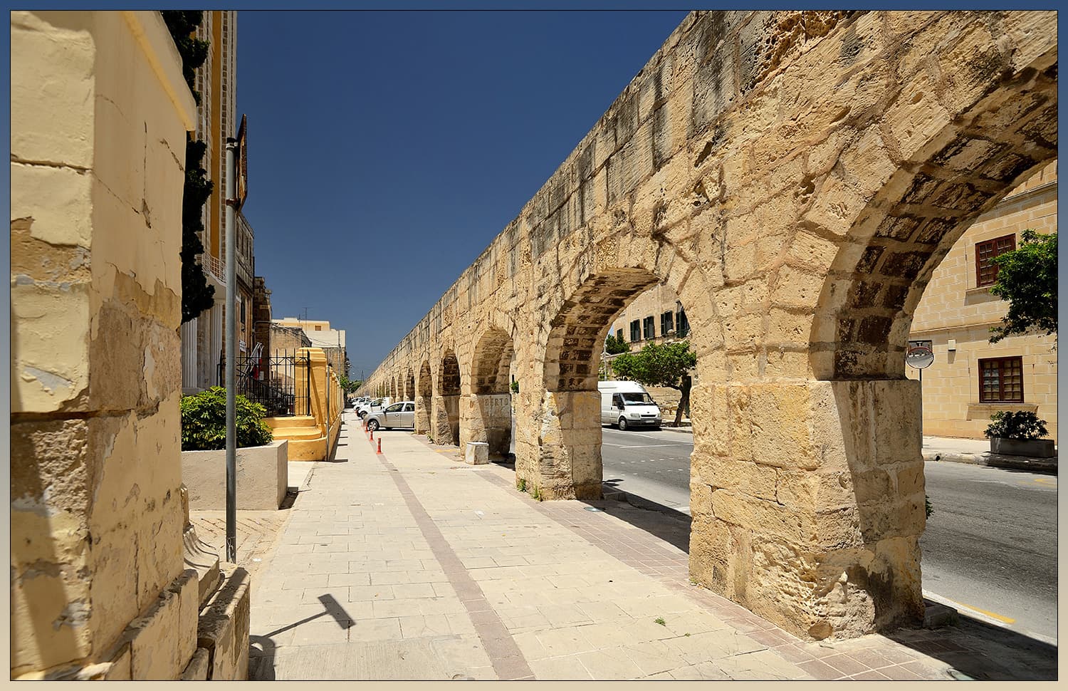 Wignacourt Aqueduct Arches (Birkirkara) - Image 1
