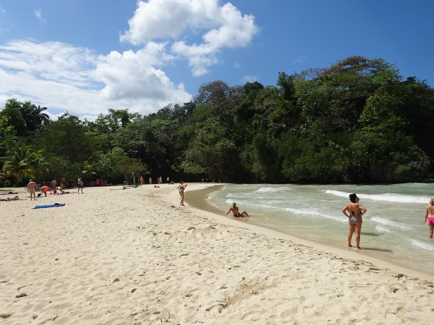 Frenchman's Cove Beach - Image 1