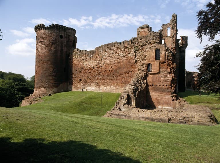 Bothwell Castle - Image 1