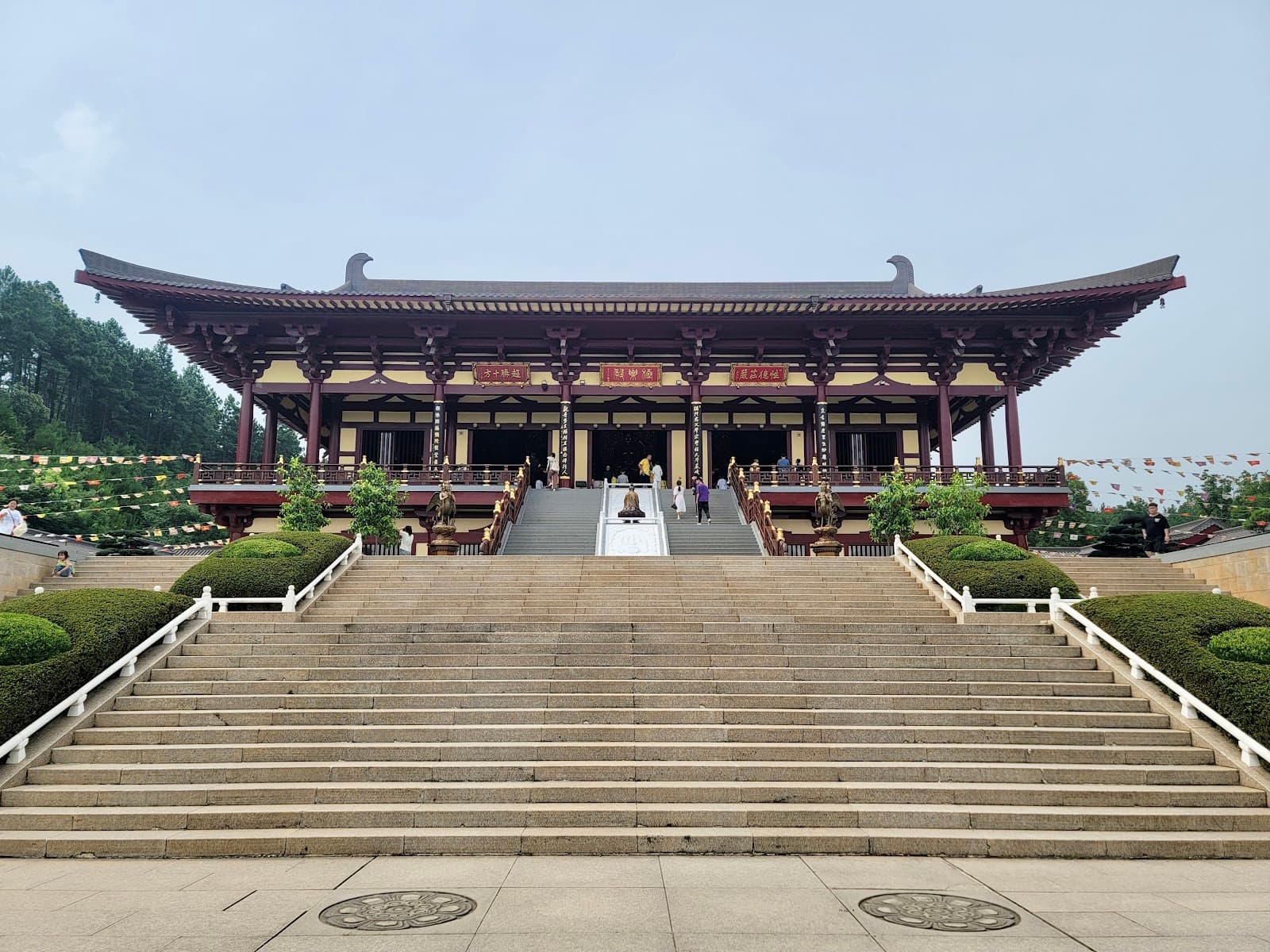 Donglin Giant Buddha - Image 1