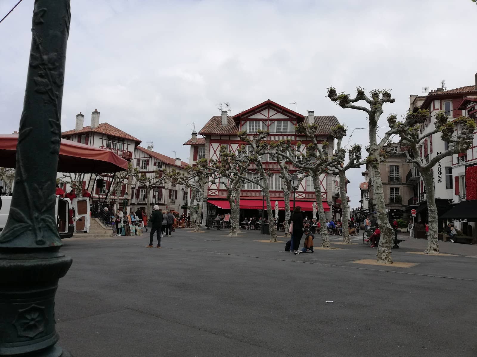 Local Ambiance