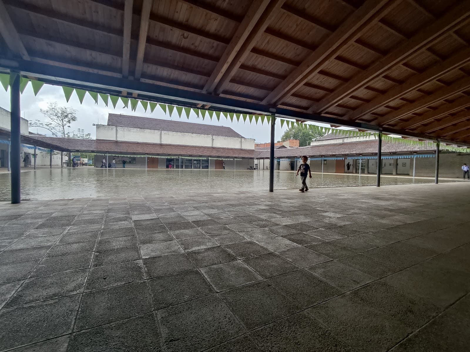 Parque Biblioteca Belén - Image 1