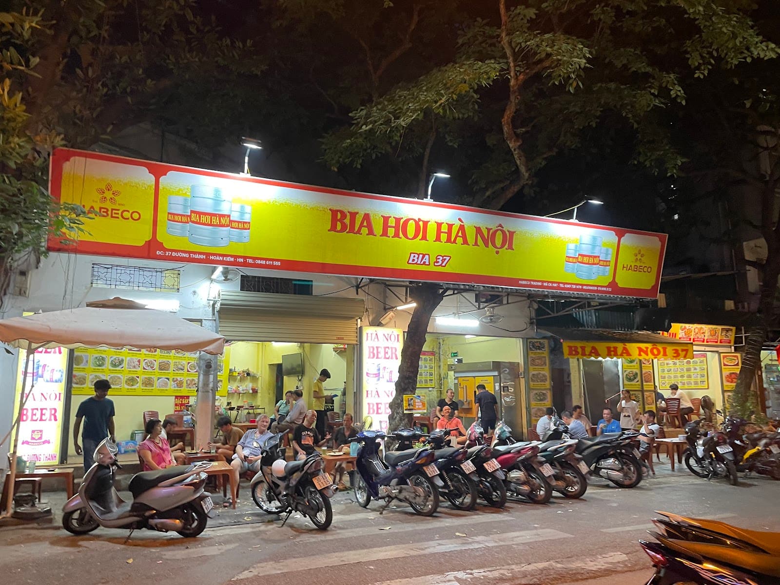 Various Bia Hoi establishments - Image 1