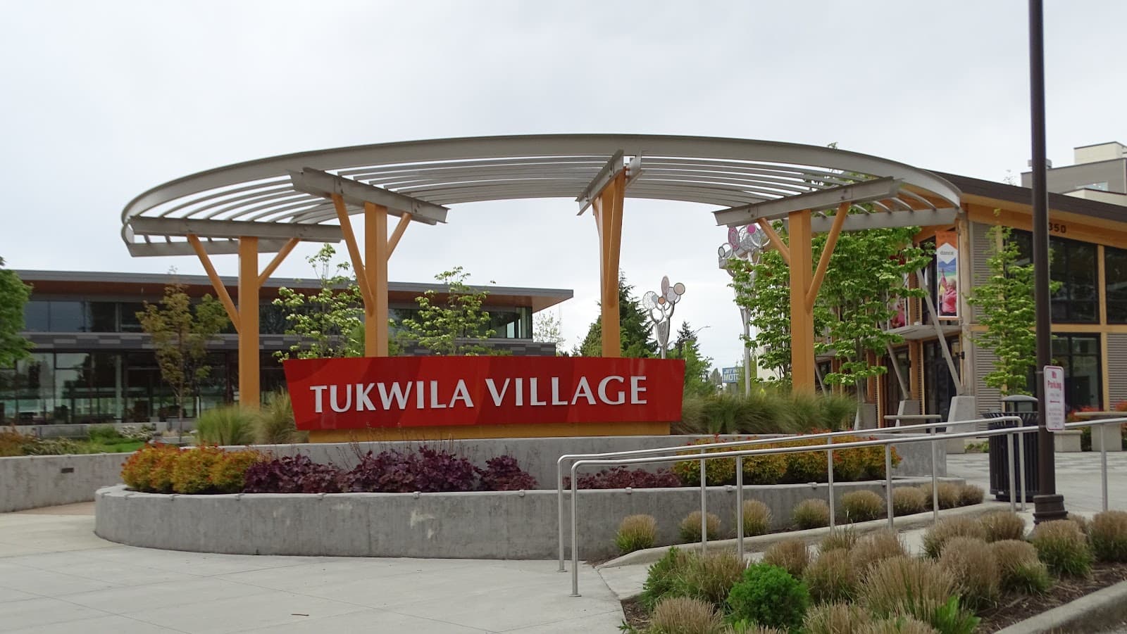 Tukwila Village Farmers Market - Image 1