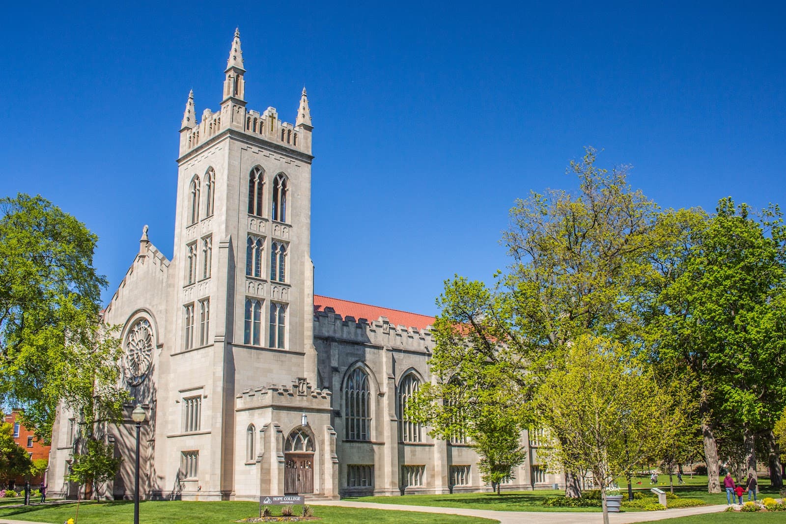 Dimnent Memorial Chapel - Image 1
