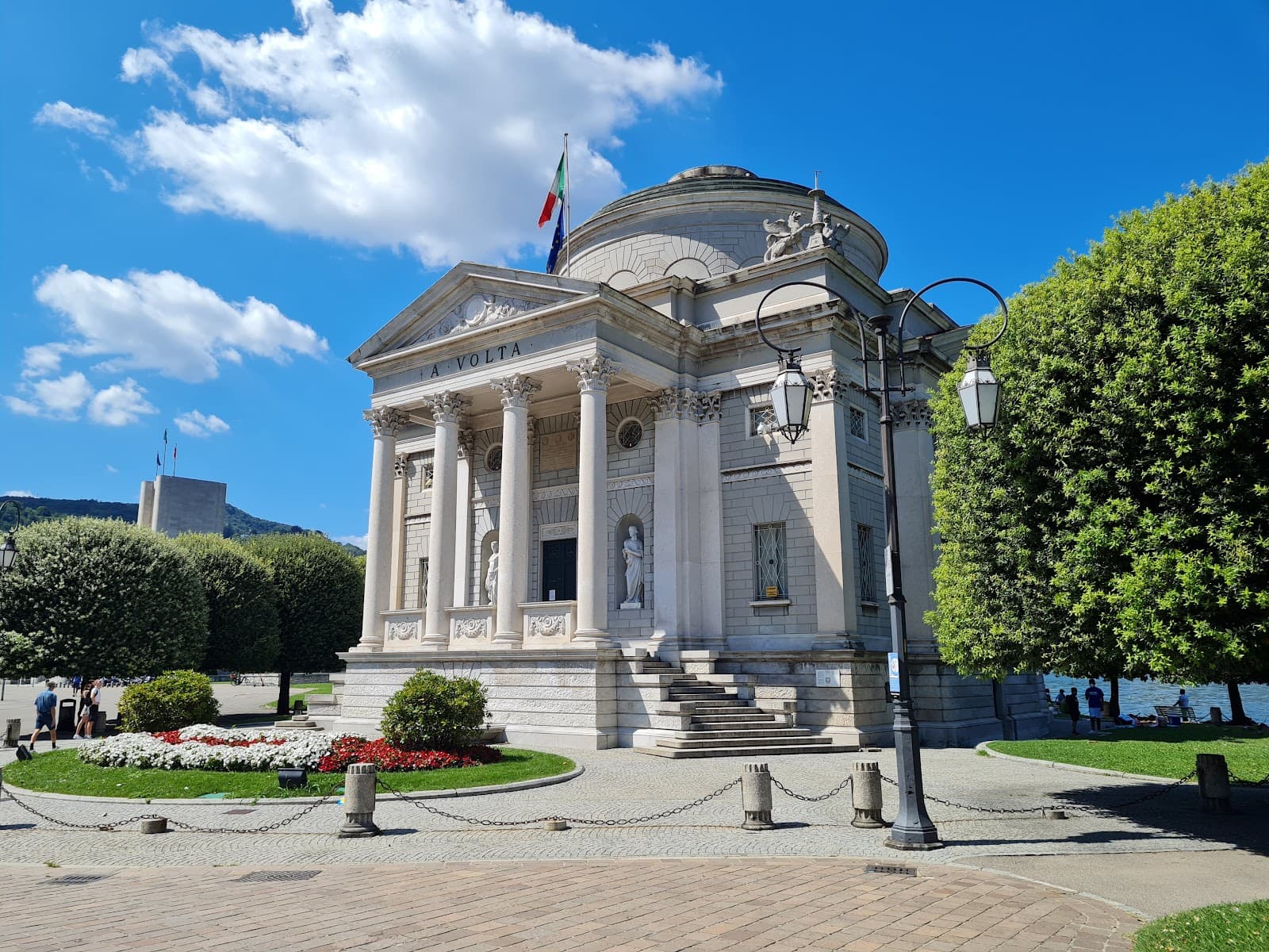 Giardini a Lago Lugano - Image 1