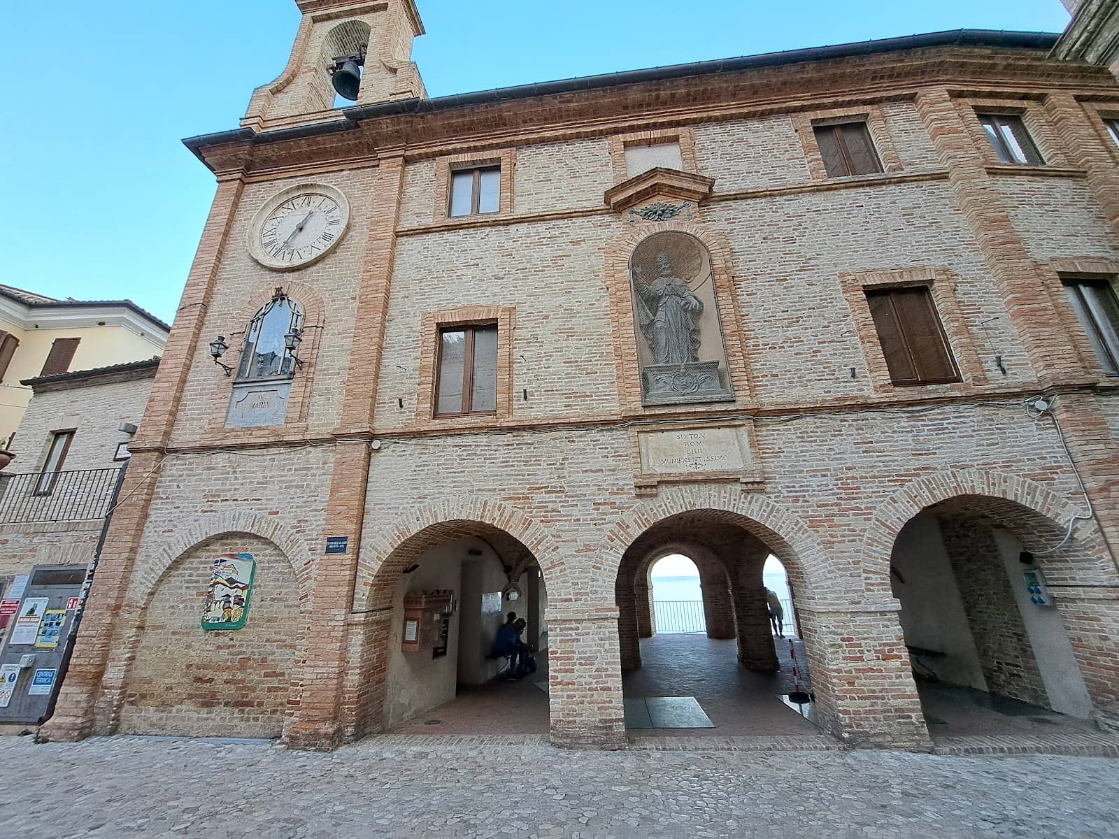 Arched Loggia