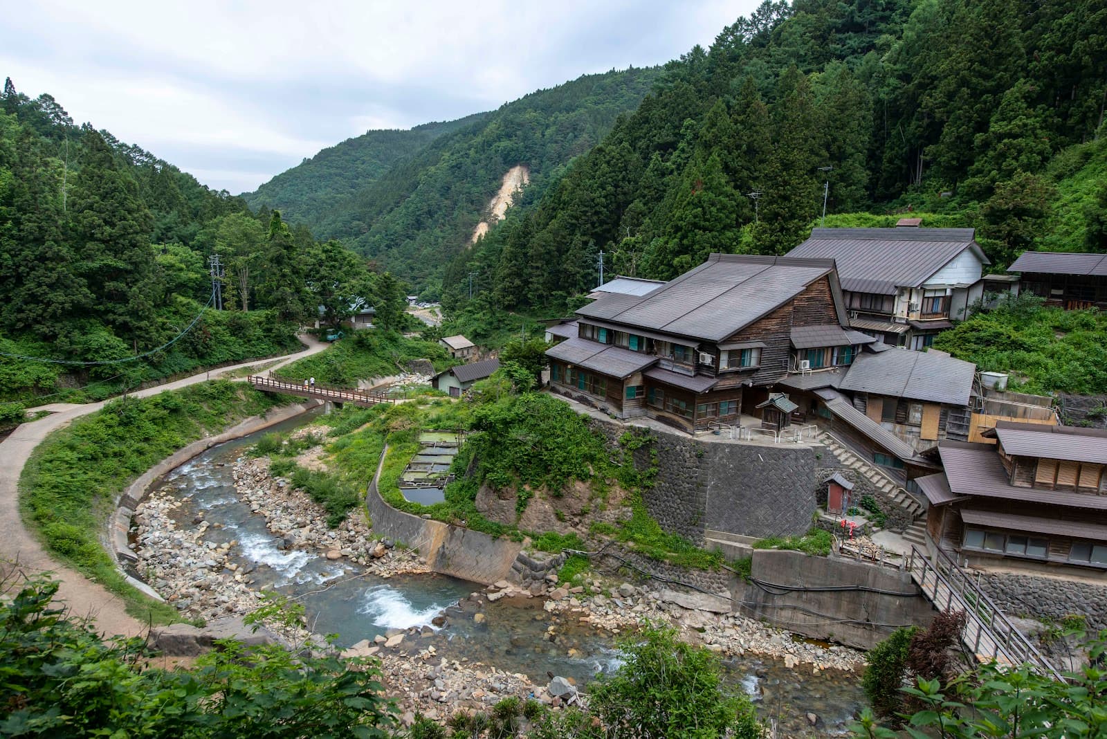 Jigokudani Onsen Korakukan - Image 1